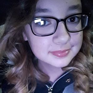 Meet your Posher, Cayla
